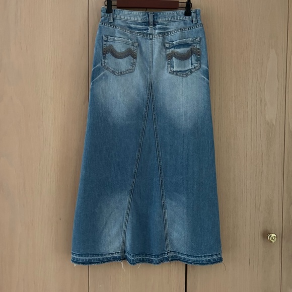 Mossimo Supply Co Y2K Denim Maxi Skirt Classic 90's Factory Fading Women's 3 - Picture 2 of 11